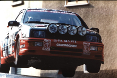 25-Ford-Sierra-Cosworth